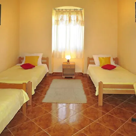 Mit Privatpool Fuer 12 Personen Ca 254 Qm In Labin, Istrien Bucht Von Rasa 別荘
