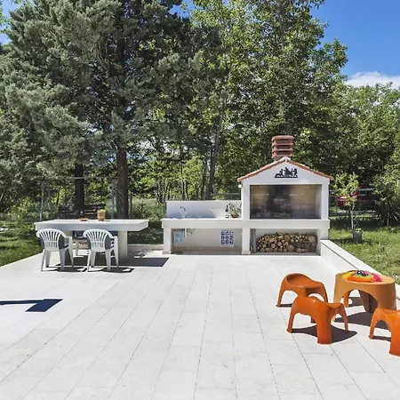 Mit Privatpool Fuer 12 Personen Ca 254 Qm In Labin, Istrien Bucht Von Rasa